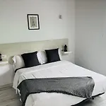 Encantadora Con Terraza Privada 別荘
