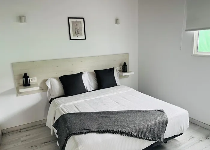Encantadora Con Terraza Privada بيت للعطل